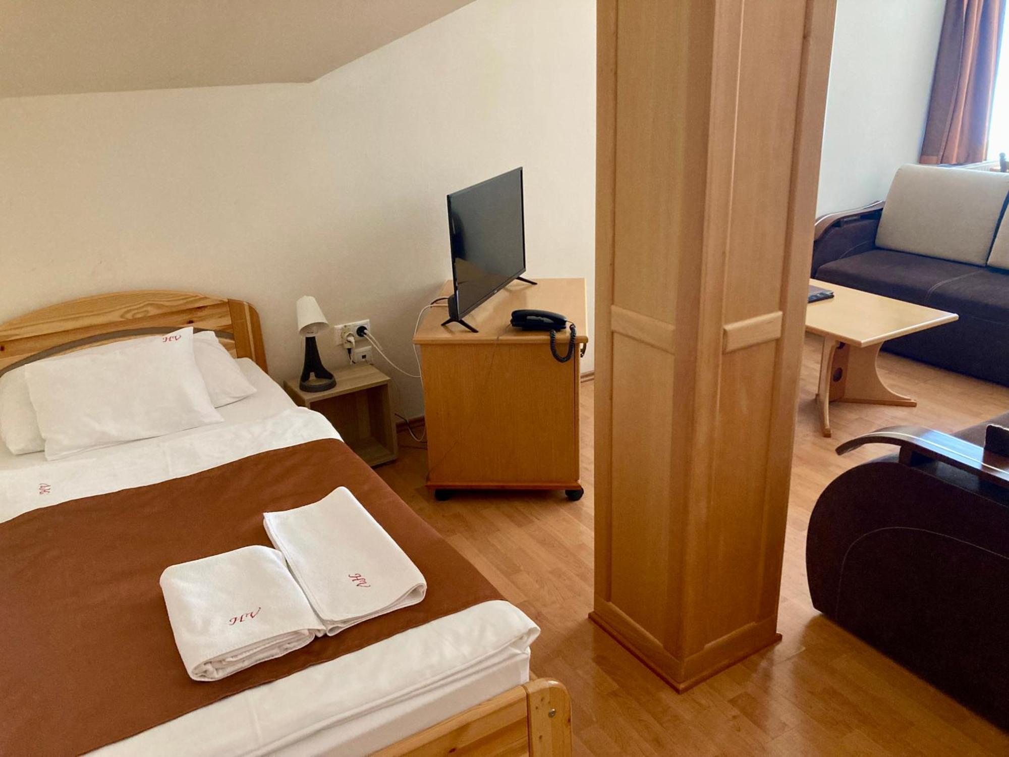 Het Vezer Apartmanhotel Komárom Cameră foto